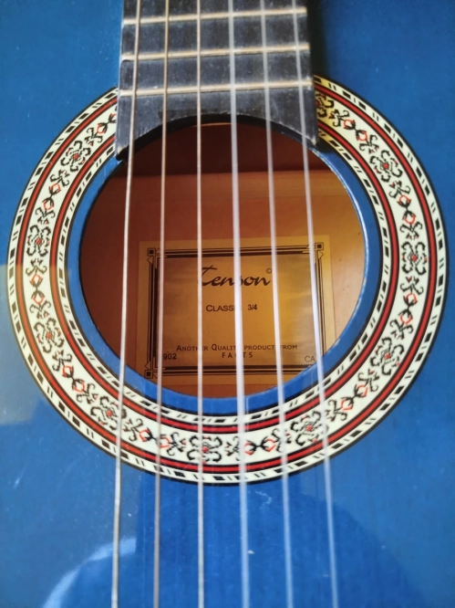 Sprzedam gitarę 3/4