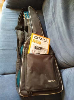 Sprzedam gitarę 3/4