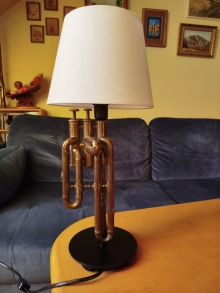 Lampka z części instrumentu