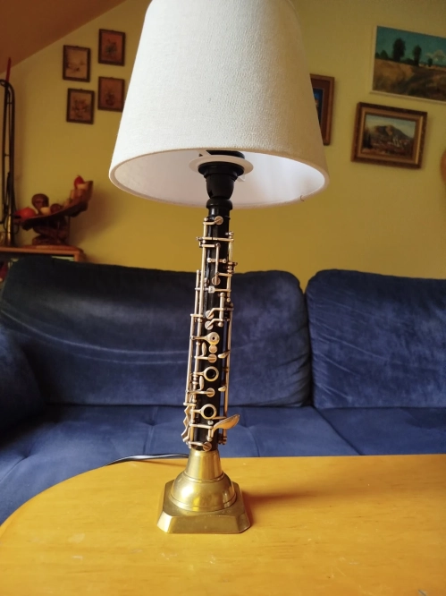Lampka z części Oboju